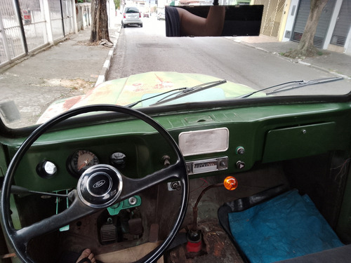 Ford Camionete F75