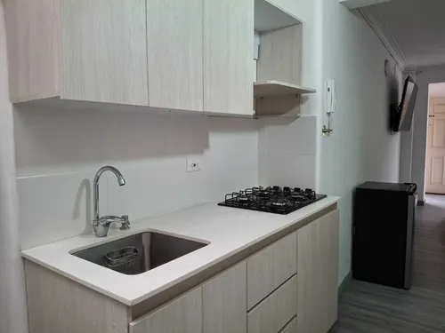 Apartaestudio En Venta, Simón Bolívar. Laureles Solo Contado.