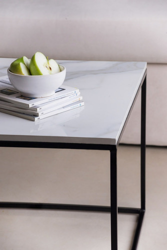 Mesa Ratona Centro Living Moderno En Hierro Y Simil Marmol