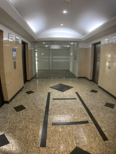 Oficina En Renta En Lomas Altas Torre Quadrata (m2o2439)