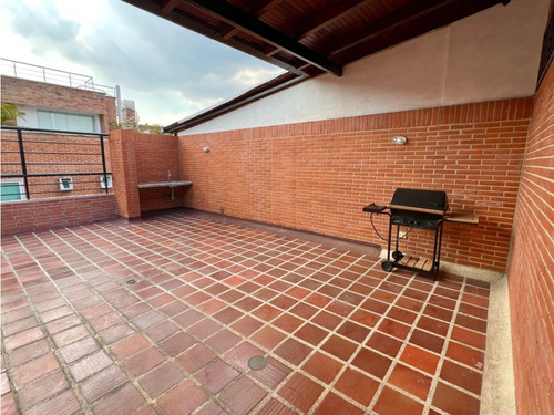 En Alquiler Apartamento En Campo Alegre. Chacao - Caracas