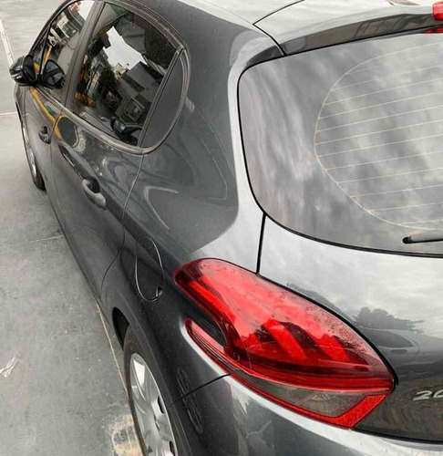 Peugeot 208 2016 1.0 Access 5p