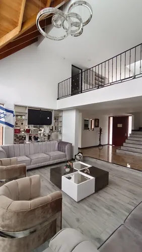 Casa En Chia Cundinamarca Conjunto, Única En Tamaño Y Modern