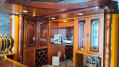 Mueble Tipo Bar Hecho En Cedro 1.90m X 2.14m X 1.90m (Usado)