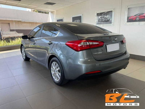 Imagem 9 de 15 de Kia Cerato 1.6 Sx Flex 4p Aut