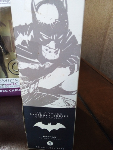 Batman - Figura Greg Capullo- Dc Comics Designer Series (Usado)