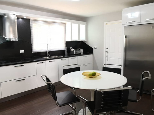 Imagen 4 de 14 de Casa En Corsica Place Villa Granada Puerto Ordaz