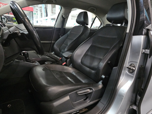 Volkswagen Jetta 2.0 COMFORTLINE FLEX 4P TIPTRONIC