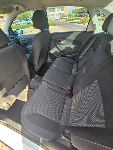 Volkswagen Vento 1.6 Confortline At