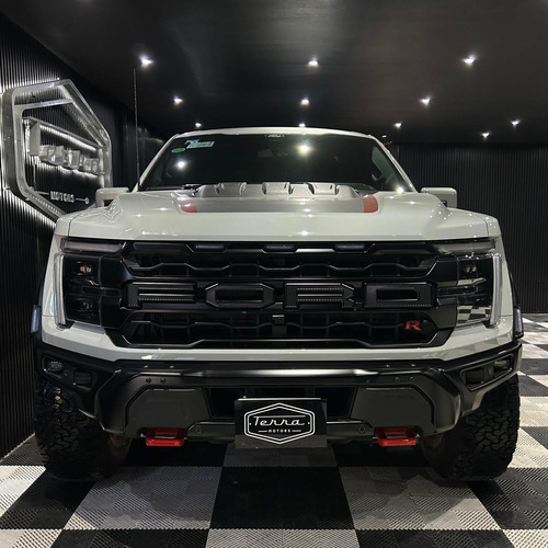Ford Lobo Raptor R
