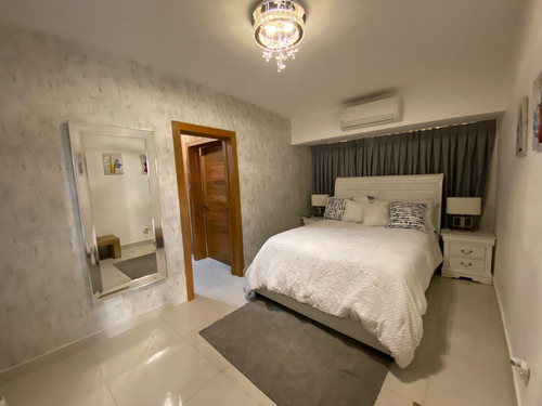 Imagen 6 de 7 de Casa De 3 Niveles De Venta En Santo Domingo