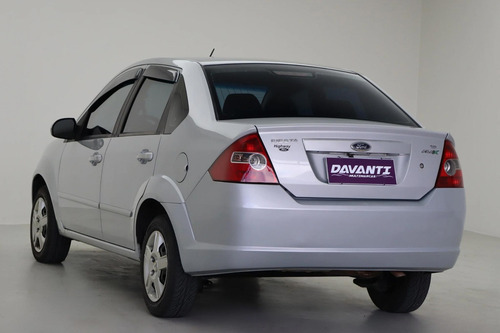 Ford Fiesta FIESTA SED. 1.6 8V FLEX 4P