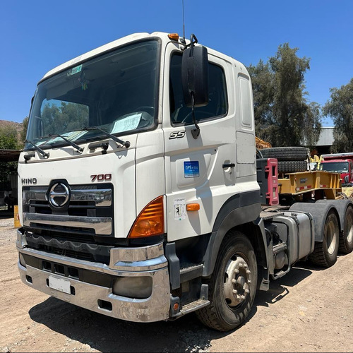 Tractoamion Hino 700 Ss1eksa