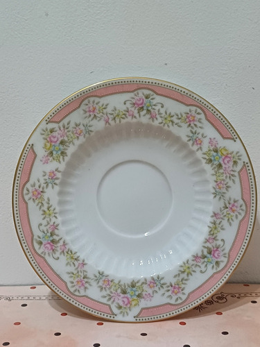 Plato De Café De Porcelana Tsuji Rositas Rococo Reposición 