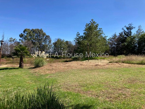 Hotel En Venta En Jilotepec, Canalejas. Estado De México. Am. 25-1712