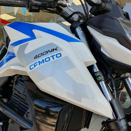 Imagen 3 de 12 de Cf 400 Nk - 0km - 400 -