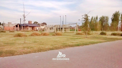 Venta Lote En Barrio Las Tardes - Roldan - Entrega Inmediata- Todos Los Servicios