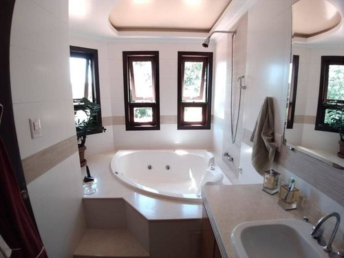 Casa De Condomínio À Venda Na Avenida Central Ewerton Xavier, Itaipu, Niterói - Rj - Liv-6639