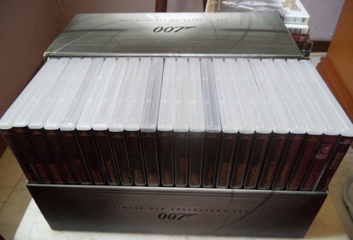 Box 007 - James Bond Ultimate Collector's Set Com 44 Discos (Usado)