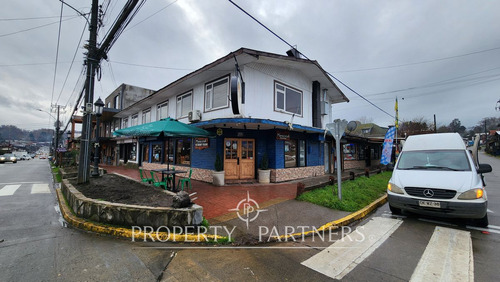 Arriendo De Local En Esquina Principal