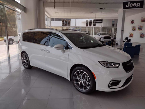 Imagen 3 de 13 de Chrysler Pacifica Limited 2021