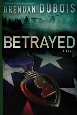 Libro Betrayed - Dubois, Brendan