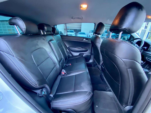 Imagen 4 de 13 de Kia Sportage Americano 2020