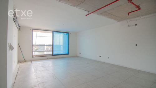 Apartamento En Venta De 1 Dormitorio En Ciudad De La Costa