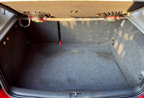 Volkswagen Golf 1.6 Format