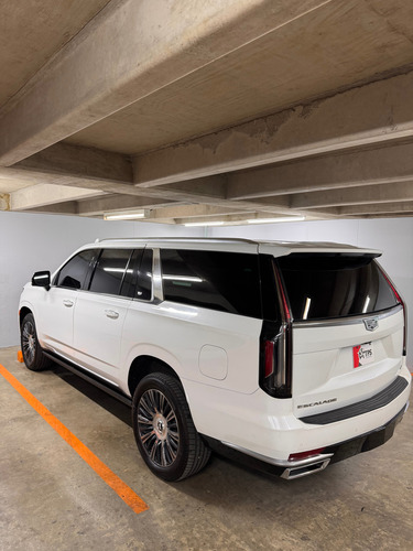 Cadillac Escalade ESV 6.2 Platinum At