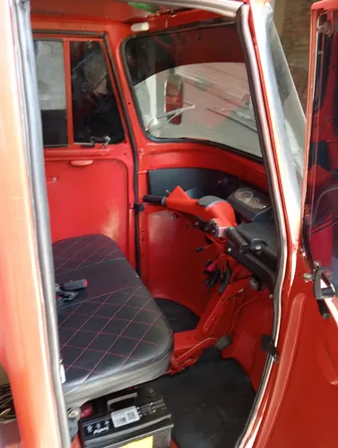 Motocarro A Diesel Con Furgón, Estado Físico/mecánico 10/10