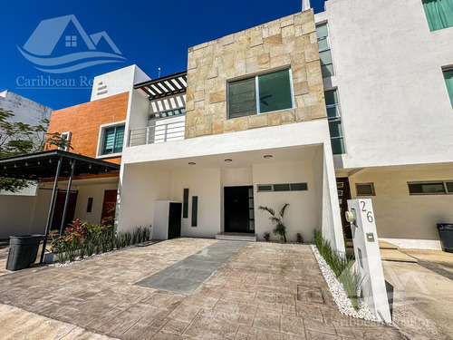 Casa En Venta En Arbolada Cancun Mrs9132