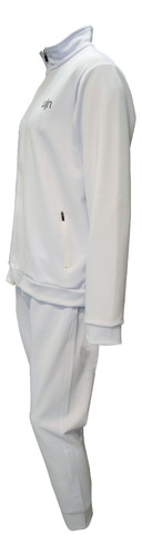 Conjunto Uin: Elegancia Y Estilo Para El Caballero Moderno