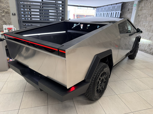 Tesla Cybertruck