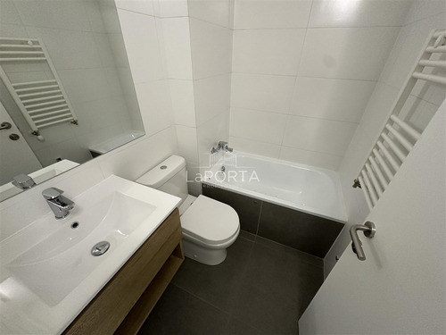 Rooftop Privado/ Lo Barnechea/ Dormitorios En Suite/ Nuevo