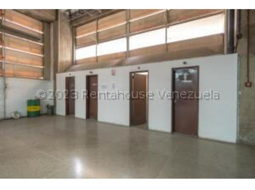 #24-4774 Edificio Industrial En San Martin