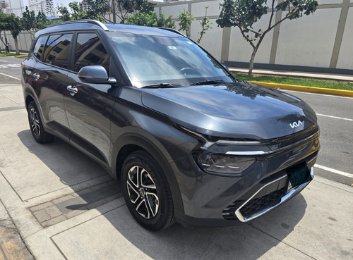 Kia Carens Version 1.4t Dct Ex Sport Año 2023