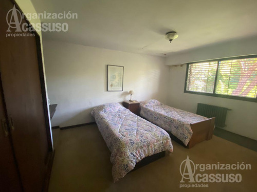Casa / Lote Venta - Acassuso Av. Libertador Hacia Solís