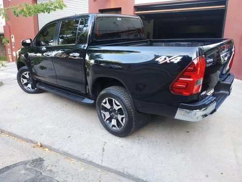Toyota Hilux 2.8 Cd Srx 177cv 4x4 At 2019