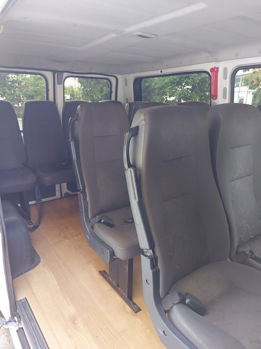 Imagem 9 de 13 de Peugeot Boxer Minibus 2016 2.3 Hdi 350lh Longo 15l 5p