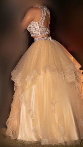 Vestido De Quinceañera (incluye Pollera Corta)