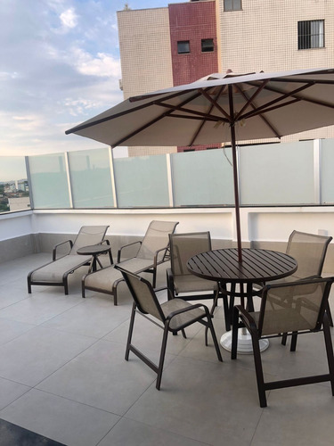 Imagem 3 de 10 de Kit Piscina Jogo Mesa 4 Cadeiras Aluminio + Espreguiçadeiras