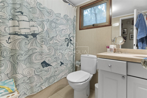 Casa En Venta De 5 Dorm. En Lo Barnechea