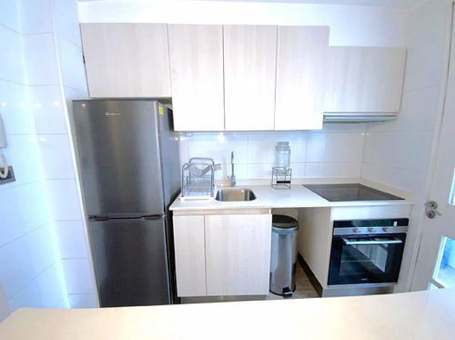 Depto Av Las Condes. 2 Dorm. La Cabaña
