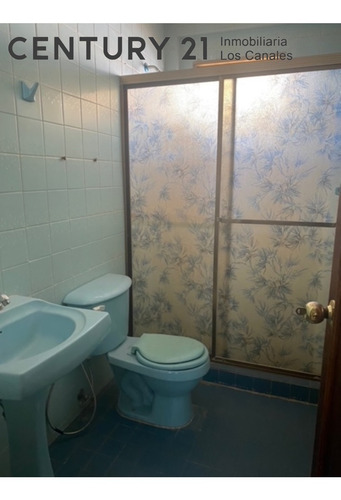 Imagen 11 de 12 de Casa En Alquiler En Barcelona Urbanización Las Morochas