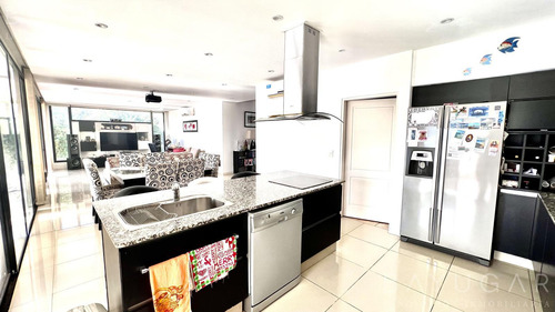 Imagen 15 de 30 de Venta - Casa En Barrio Privado Sausalito - Acepta Propiedad Parte De Pago - Bayugar Negocios Inmobiliarios
