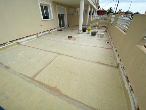 Membrana Sin Soplete Revestech Dry 40 X Metro Cuadrado Amarillo