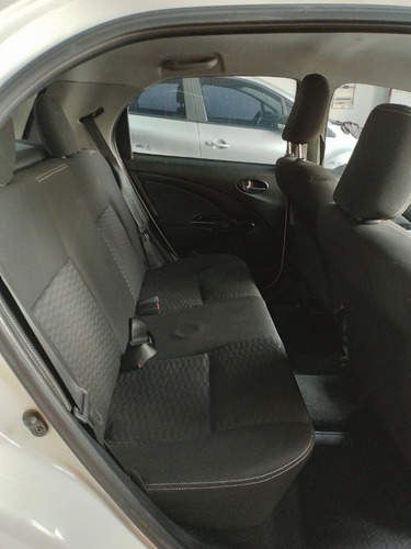 Imagen 13 de 14 de Toyota Etios Cross 1.5 Mt Les Automotores