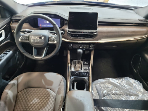 Imagen 9 de 17 de Jeep Commander Overland 2023 0km