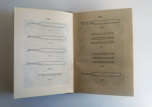 Cueros Artísticos (corioplastia) - Tomás G. Larraya (1956) (Usado)